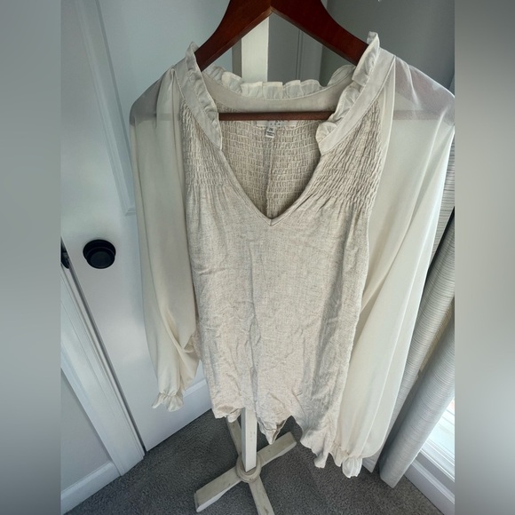 Umgee Tops - Umgee Plus Cream Linen Peasant Top with Sheer Sleeves Size 2XL